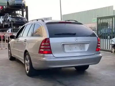 Здавання транспортного засобу mercedes                                           c-class t-model (s203)                                                                                                                                                                                                                                     c 220 cdi (203.208)                                                                                                                                                                                                                                        року 0 потужний om 646.963