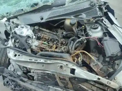 Sloopvoertuig renault clio ii caixa (sb0/1/2_) 1.5 dci van het jaar 2003 aangedreven k9k 702