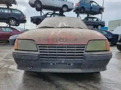 Veículo de Sucata opel kadett e hatchback (t85) 1.3 i cat (c08. c48. d08. d48) do ano 1987 alimentado c 13 n
