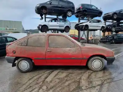 Veículo de Sucata opel kadett e hatchback (t85) 1.3 i cat (c08. c48. d08. d48) do ano 1987 alimentado c 13 n