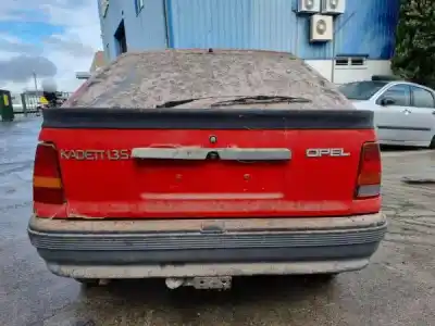 Veículo de Sucata opel kadett e hatchback (t85) 1.3 i cat (c08. c48. d08. d48) do ano 1987 alimentado c 13 n