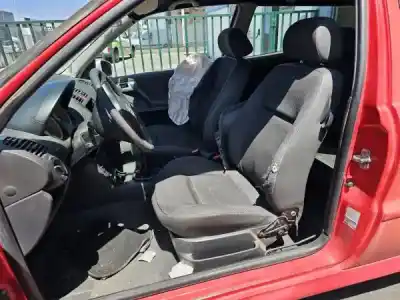 Veicolo di demolizione volkswagen polo (6n2) 1.0 dell'anno 2000 alimentato ald