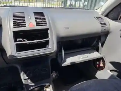 Veicolo di demolizione volkswagen polo (6n2) 1.0 dell'anno 2000 alimentato ald