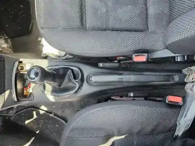 Veicolo di demolizione volkswagen polo (6n2) 1.0 dell'anno 2000 alimentato ald