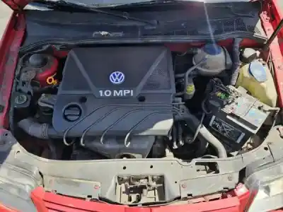 Veicolo di demolizione volkswagen polo (6n2) 1.0 dell'anno 2000 alimentato ald
