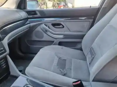 Veículo de Sucata bmw 5 (e39) 525 tds do ano 1996 alimentado m51 d25 (256t1)