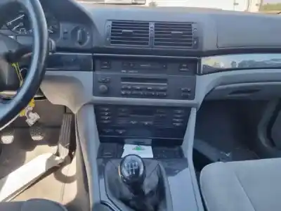 Veículo de Sucata bmw 5 (e39) 525 tds do ano 1996 alimentado m51 d25 (256t1)