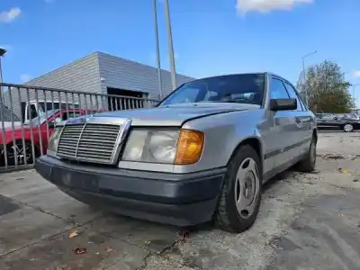 Hurda Aracı MERCEDES-BENZ TRÊS VOLUMES (W124) 250 D (124.125) Gasóleo 1985 4P Yılın 1985 güçlü OM 602.912