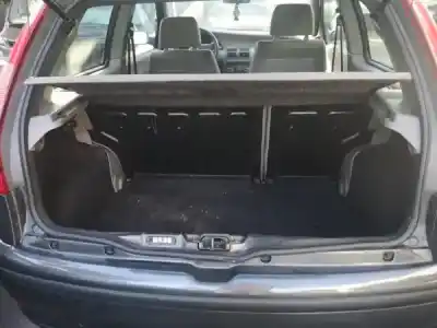 Sloopvoertuig fiat punto (176_) 55 1.1 van het jaar 0 aangedreven 176 a6.000