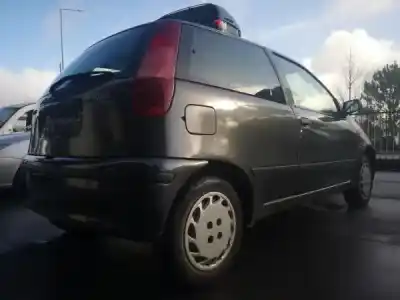 Sloopvoertuig fiat punto (176_) 55 1.1 van het jaar 0 aangedreven 176 a6.000