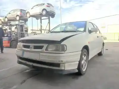 Veículo de Sucata SEAT IBIZA II (6K1) 1.0 do ano 1995 alimentado AAU