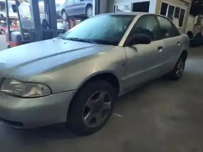Veículo de Sucata audi a4 b5 (8d2) 1.9 tdi do ano 2001 alimentado  Veículo de Sucata audi a4 b5 (8d2) 1.9 tdi do ano 2001 alimentado
