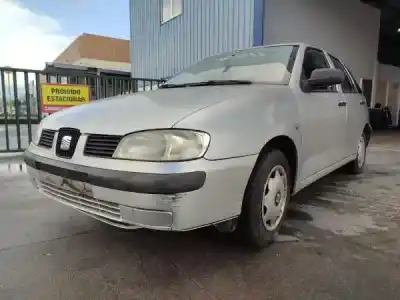Veículo de Sucata SEAT IBIZA II (6K1) 1.0 I do ano 2000 alimentado 