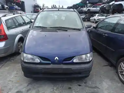 Veicolo di demolizione RENAULT MEGANE SCENIC (JA0/1_) 1.4 i (JA0E) dell'anno 0 alimentato E7J 764