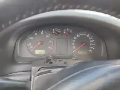 Здавання транспортного засобу volkswagen passat variant (3b5) 1.6 року 1998 потужний 