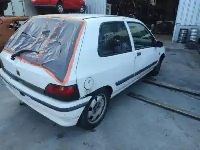 Veículo de Sucata renault clio i b c57_, 5 357_ 1.9 d b c s576. b c s57l do ano 1995 alimentado 