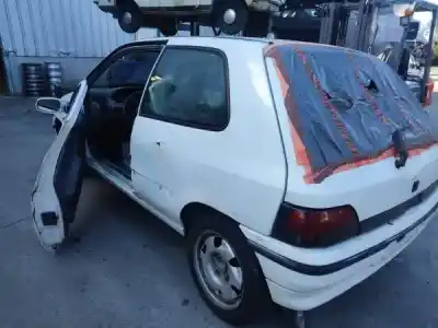 Veículo de Sucata renault clio i b c57_, 5 357_ 1.9 d b c s576. b c s57l do ano 1995 alimentado 
