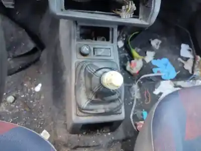 Veículo de Sucata renault clio i b c57_, 5 357_ 1.9 d b c s576. b c s57l do ano 1995 alimentado 