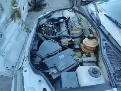 Veículo de Sucata renault clio i b c57_, 5 357_ 1.9 d b c s576. b c s57l do ano 1995 alimentado 