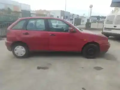 Veículo de Sucata seat ibiza (6k1) 1.0 do ano 1999 alimentado 