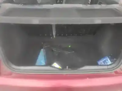 Veículo de Sucata seat ibiza (6k1) 1.0 do ano 1999 alimentado 