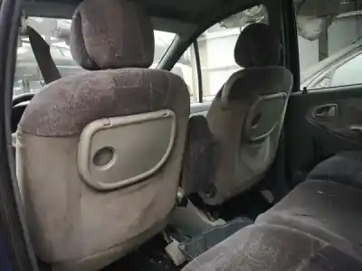 Здавання транспортного засобу renault megane scenic (ja0/1_) 1.4 i (ja0e) року 0 потужний e7j 764