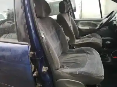 Здавання транспортного засобу renault megane scenic (ja0/1_) 1.4 i (ja0e) року 0 потужний e7j 764