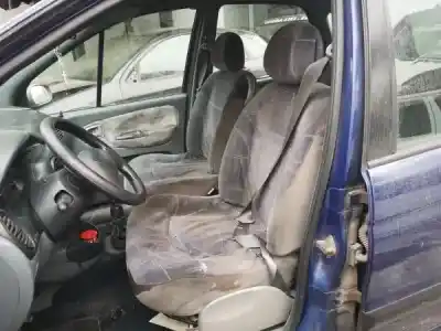 Здавання транспортного засобу renault megane scenic (ja0/1_) 1.4 i (ja0e) року 0 потужний e7j 764