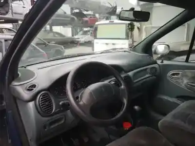 Здавання транспортного засобу renault megane scenic (ja0/1_) 1.4 i (ja0e) року 0 потужний e7j 764