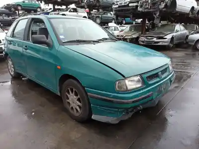 Veículo de Sucata SEAT IBIZA II (6K1) 1.4 i do ano 0 alimentado ABD