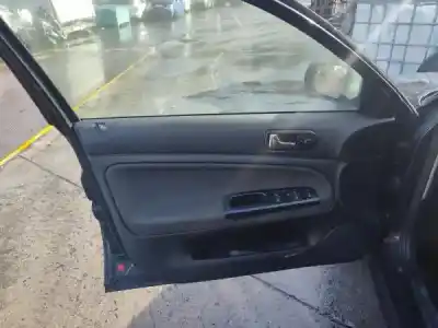 Veículo de Sucata volkswagen passat b5 (3b2) 1.6 do ano 1998 alimentado 