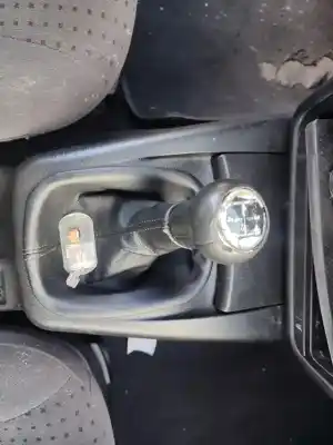 Veículo de Sucata volkswagen passat b5 (3b2) 1.6 do ano 1998 alimentado 