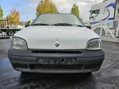 Veículo de Sucata renault clio i b c57_, 5 357_ 1.9 d b c s576. b c s57l do ano 1996 alimentado 