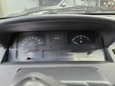 Veículo de Sucata renault clio i b c57_, 5 357_ 1.9 d b c s576. b c s57l do ano 1996 alimentado 