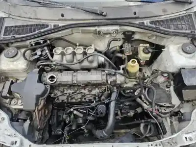 Veículo de Sucata renault clio i b c57_, 5 357_ 1.9 d b c s576. b c s57l do ano 1996 alimentado 