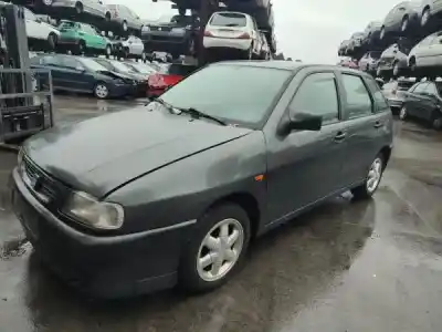 Veículo de Sucata SEAT IBIZA II (6K1) 1.0 I do ano 1997 alimentado 