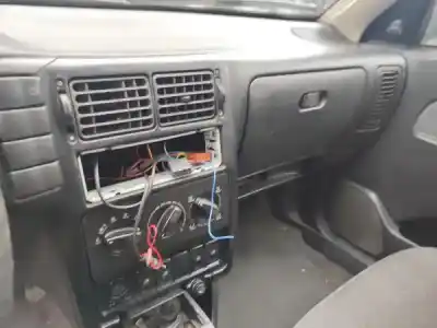 Veículo de Sucata seat ibiza ii (6k1) 1.0 i do ano 1997 alimentado 