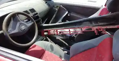 Veículo de Sucata seat ibiza ii (6k1) 1.0 i do ano 2001 alimentado 