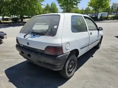 Veicolo di demolizione renault clio i (b/c57_, 5/357_) 1.9 d dell'anno 1992 alimentato f8q 632 Veicolo di demolizione renault clio i (b/c57_, 5/357_) 1.9 d dell'anno 1992 alimentato f8q 632