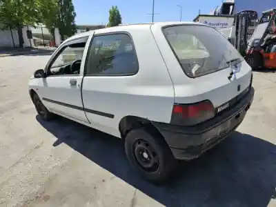 Veicolo di demolizione renault clio i (b/c57_, 5/357_) 1.9 d dell'anno 1992 alimentato f8q 632 Veicolo di demolizione renault clio i (b/c57_, 5/357_) 1.9 d dell'anno 1992 alimentato f8q 632