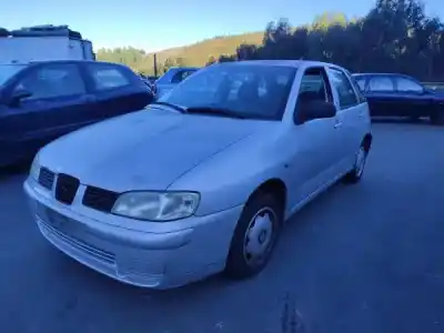 Veículo de Sucata SEAT IBIZA II (6K1) 1.0 I do ano 2001 alimentado 