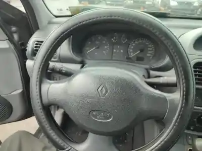 Scrapping Vehicle renault clio ii bb_, cb_ 1.2 bb0a. bb0f. bb10. bb1k. bb28. bb2d. bb2h. cb0a.... of the year 2000 powered 