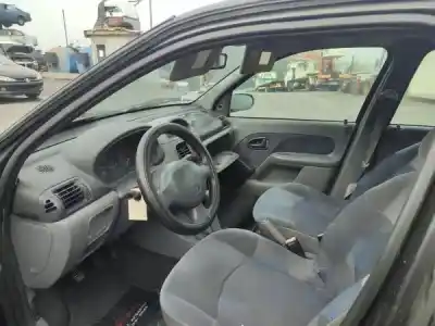 Scrapping Vehicle renault clio ii bb_, cb_ 1.2 bb0a. bb0f. bb10. bb1k. bb28. bb2d. bb2h. cb0a.... of the year 2000 powered 