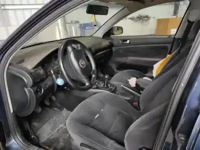 Veicolo di demolizione volkswagen passat 3b2 1.9 tdi dell'anno 1997 alimentato 