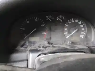 Veicolo di demolizione volkswagen passat 3b2 1.9 tdi dell'anno 1997 alimentato 