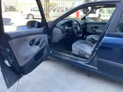 Scrapping Vehicle peugeot 406 (8b) 1.9 td of the year 1998 powered dhx (xud9te)