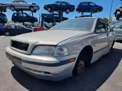 Scrapping Vehicle VOLVO V40 COMBI (VW) 1.9 TD Gasóleo 1997 5P of the year 2000 powered D 4192 T