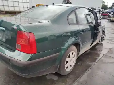 Veículo de Sucata volkswagen passat b5 (3b2) 1.9 tdi do ano 2000 alimentado afn