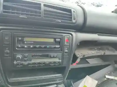 Veículo de Sucata volkswagen passat b5 (3b2) 1.9 tdi do ano 2000 alimentado afn