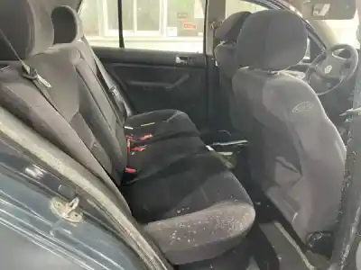 Veículo de Sucata volkswagen golf iv (1j1) 1.4 16v do ano 0 alimentado 